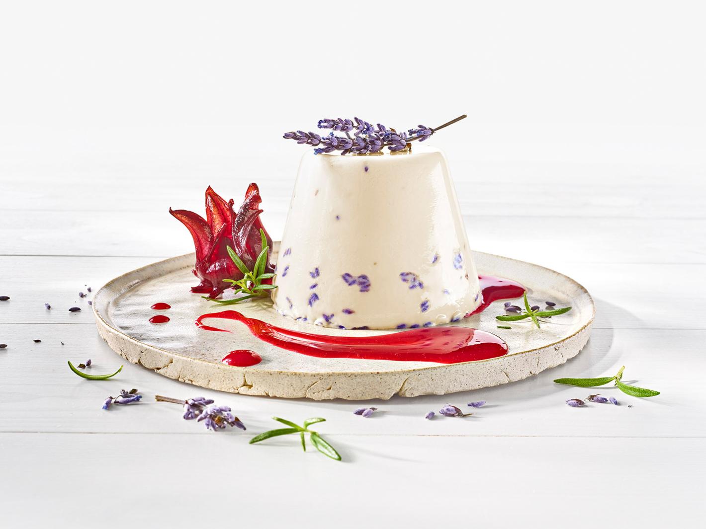 Rosmarin-Lavendel-Panna-Cotta Rosmarin-Lavendel-Panna-Cotta