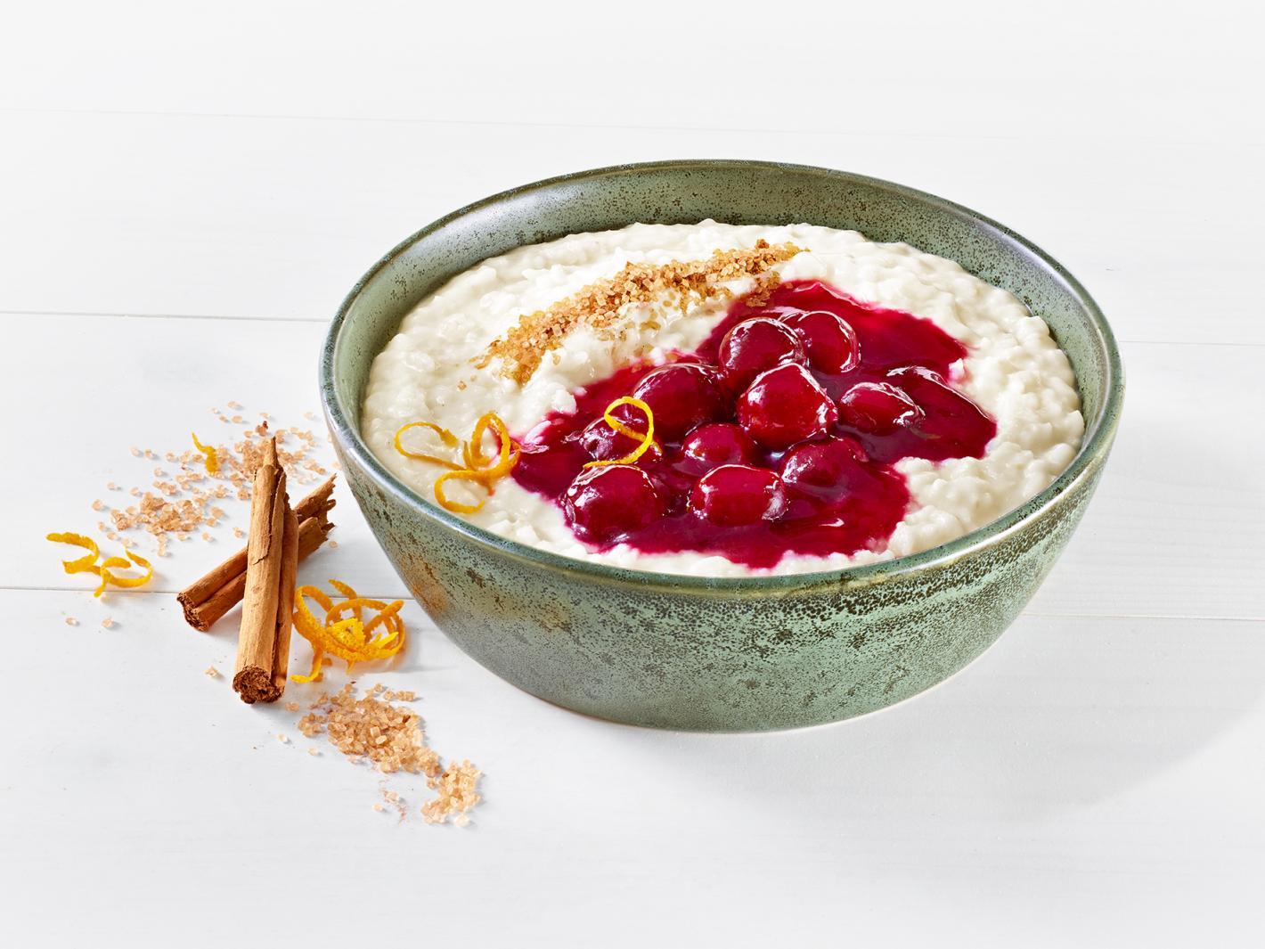 Reis-Dessert mit Kirschgrütze Reis-Dessert mit Kirschgrütze