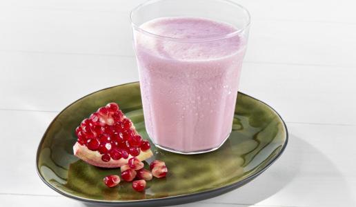 Ayran mit Granatapfel