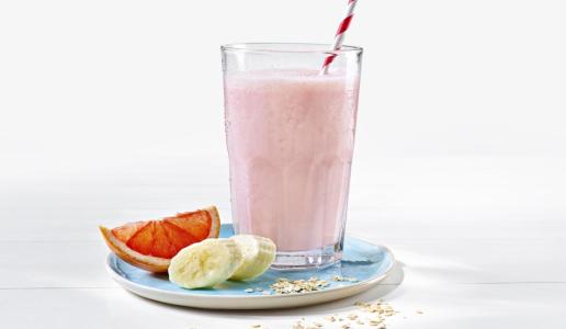 Bananen-Smoothie mit Grapefruit
