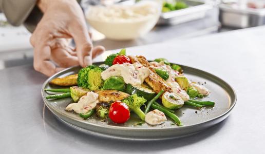 Gemüsepfanne mit Hähnchen 