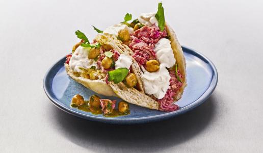 Naanbrot mit Maispoularde
