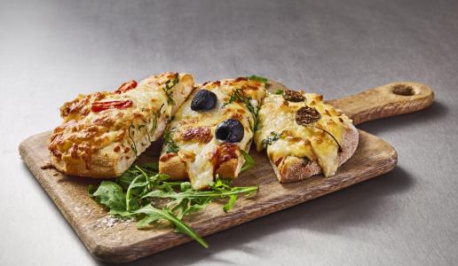 Pinsa Triple Cheese Edition